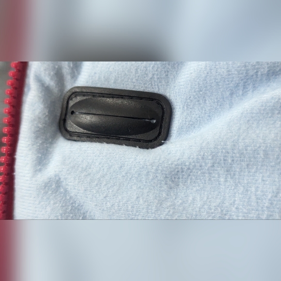 Columbia Sportswear Youth 14-16 Red & Blue Skiing Jacket With Removable Hood. - Picture 12 of 16